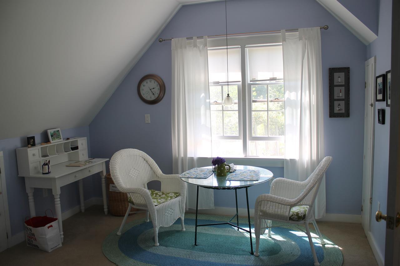 Lavender Bay Bed & Breakfast Барнстабъл Екстериор снимка